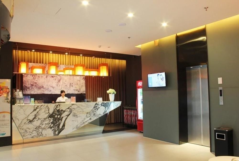 Jinjiang Inn Liuzhou Bubugao Square North Station Ngoại thất bức ảnh
