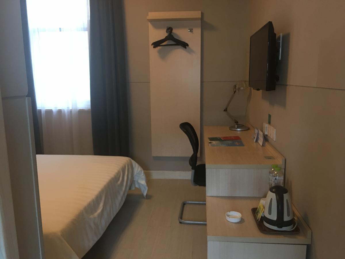 Jinjiang Inn Liuzhou Bubugao Square North Station Ngoại thất bức ảnh